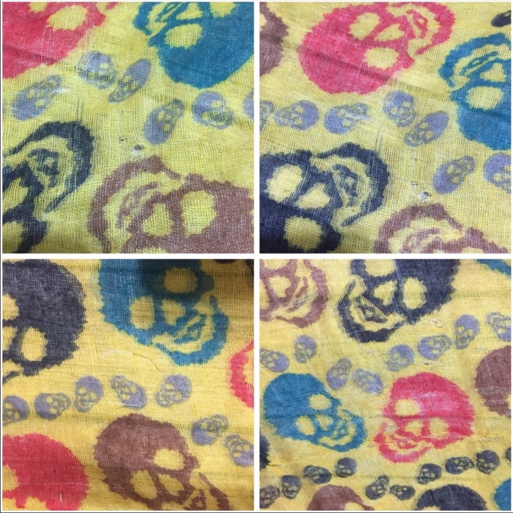 Bundle of Four Scarves - Picture 5 of 6
